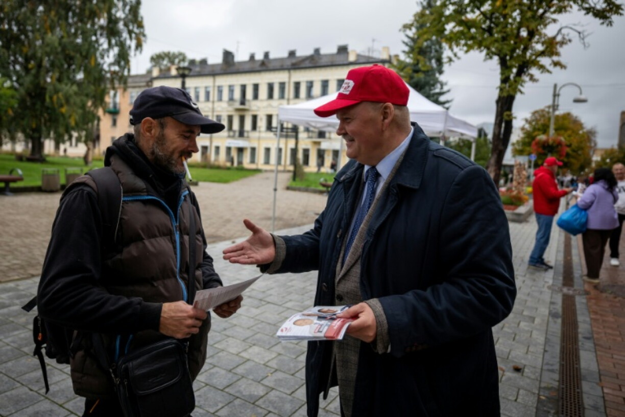 Aleksei Vassiliev campaigned for a Russian-speaking party