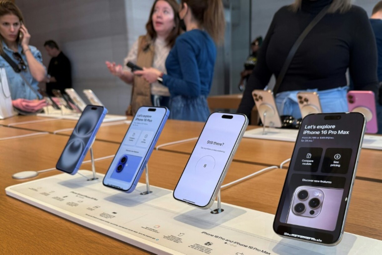 Apple has estimated that US tariffs will cost the iPhone maker more than a billion dollars in the current quarter