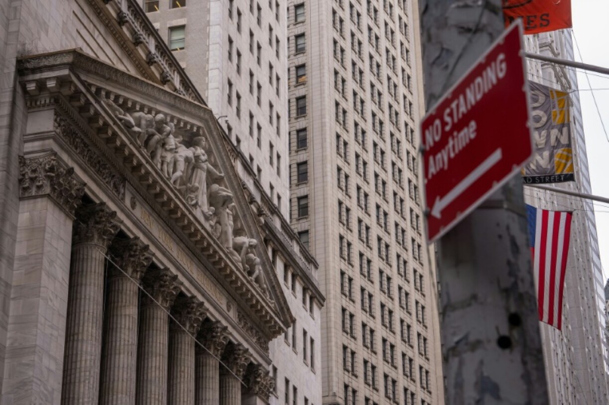 Wall Street stocks finished lower after two up sessions amid lingering unease over the US-China trade war