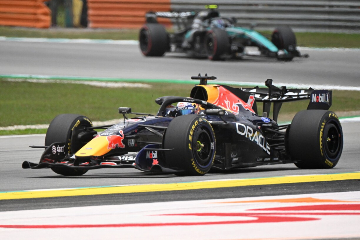 De Max Verstappen konnt sech a Malaysia d'Pole sécheren.