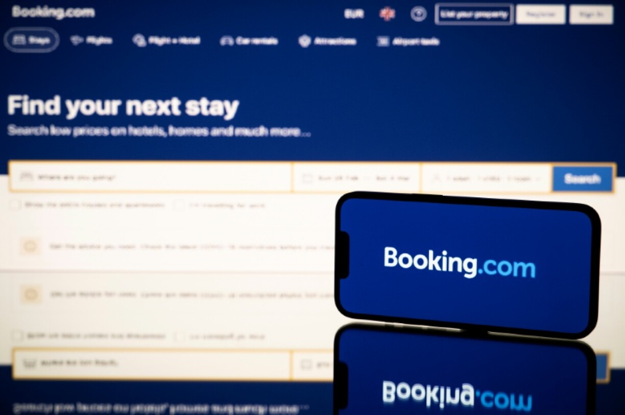 Rückschlag für Booking.com: Der Reiseanbieter darf das Flugportal eTraveli nicht übernehmen.