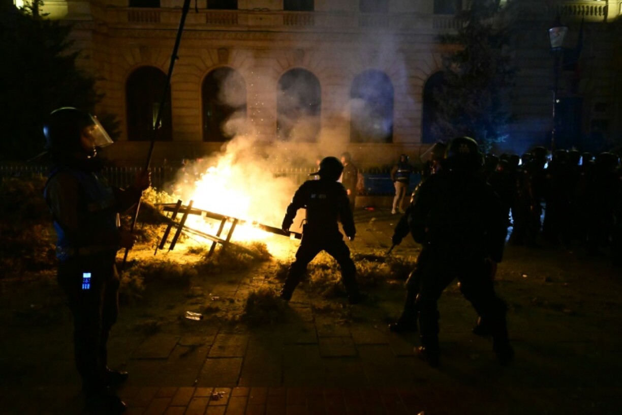 Clashes intensified again after the electoral commission published its reasoning for the rejected candidacy