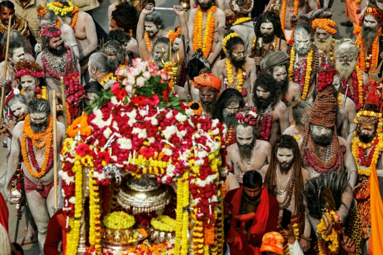 Festival organisers expect to attract up to 400 million pilgrims to Kumbh Mela in Prayagraj