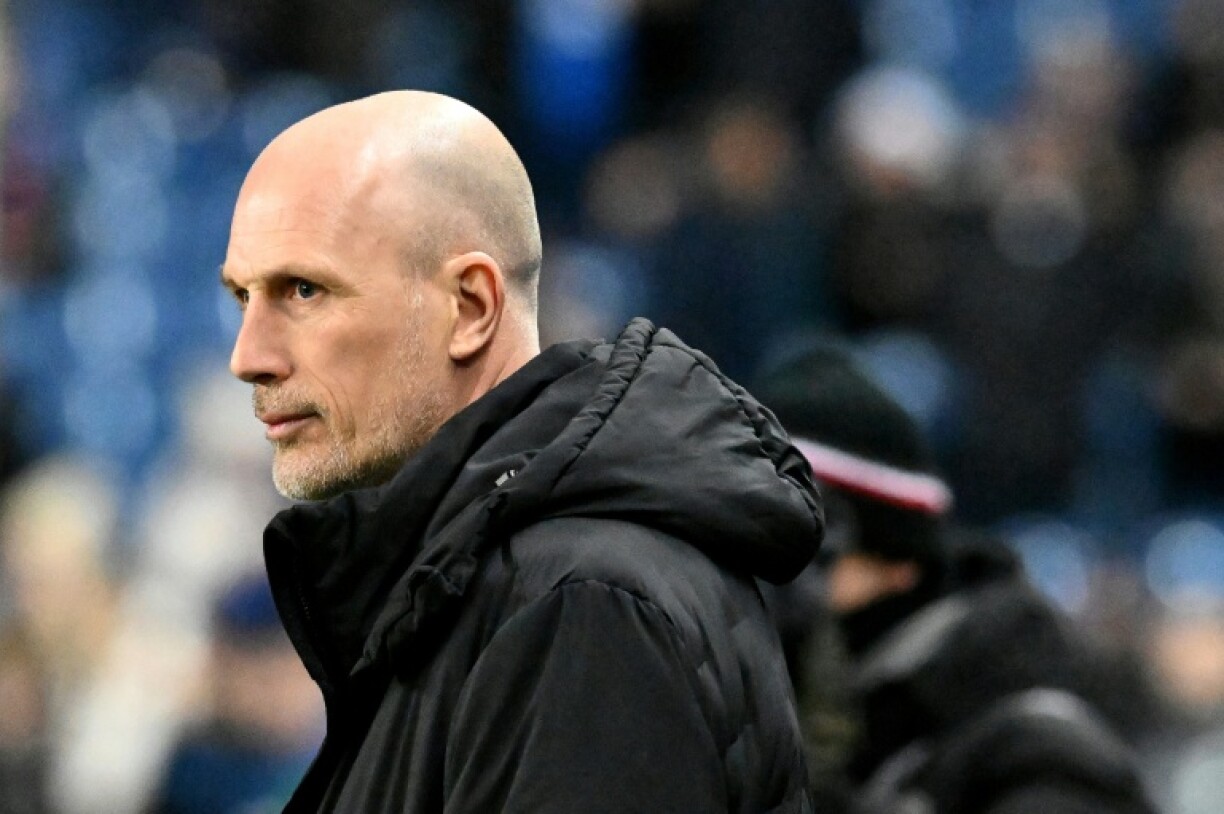 Philippe Clement is not a fan of Fenerbahce boss Jose Mourinho's 'defensive' tactics