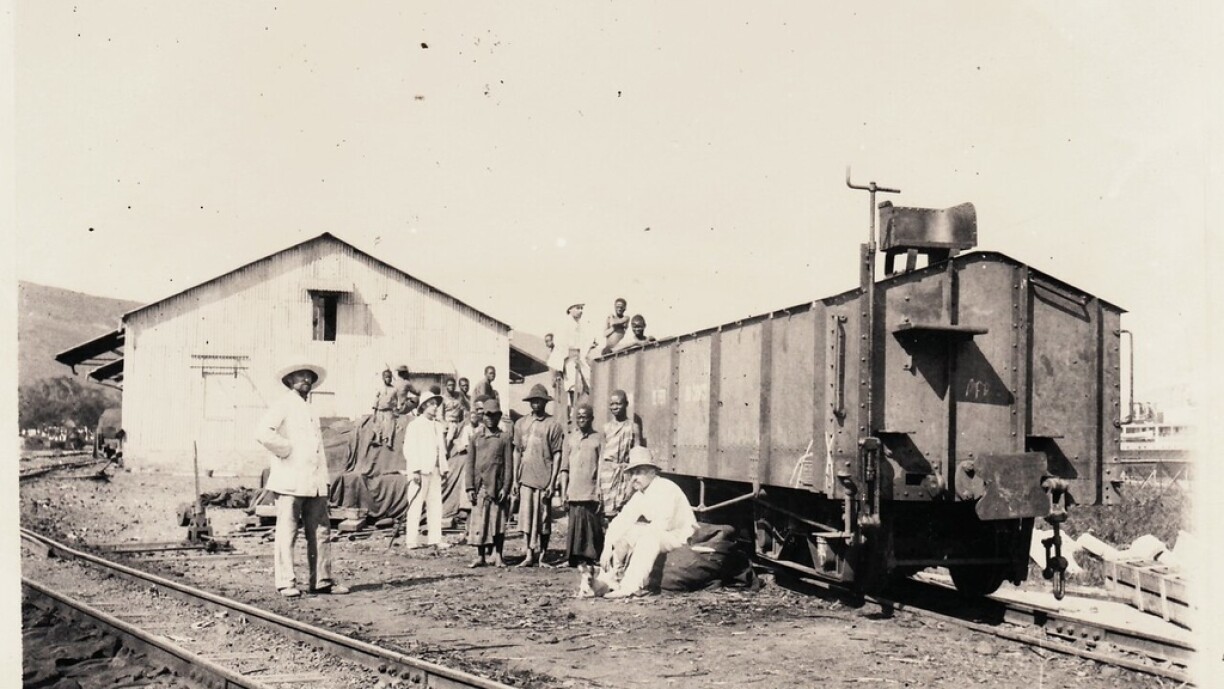 Staff of Matadi Railway Station with native workers. Luxembourgers supervised the construction of the first railway line in the Belgian Congo, which connected Matadi to Leopoldville (Kinshasa).