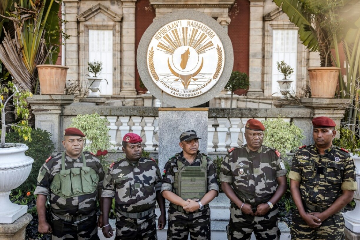 CAPSAT unit announced at the presidential palace that they had assumed power