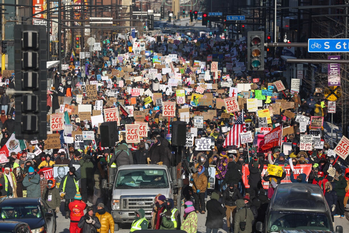"ICE out" ass de gemeinsame Motto