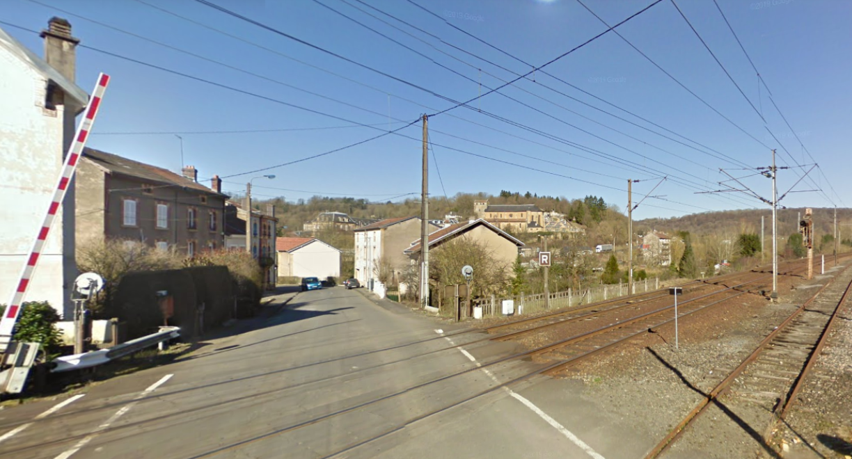 Le passage à niveau à Longuyon