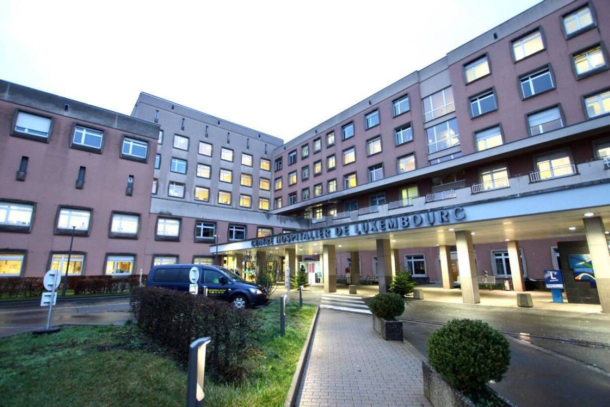 Le Centre Hospitalier du Centre photographié le 24 décembre 2020 à Luxembourg