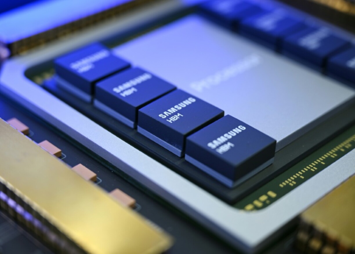 Le géant sud-coréen Samsung Electronics a dit s'attendre à un bond de plus de 780% sur un an de son bénéfice d'exploitation au troisième trimestre, porté par l'envolée des prix des semi-conducteurs et le boom de l'IA