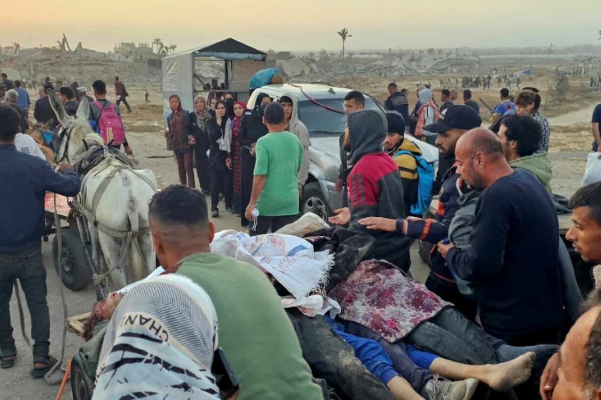27 people were killed in Gaza when Israeli troops opened fire near one of the centres operated by the US-backed Gaza Humanitarian Foundation