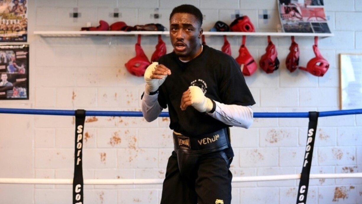 Le jeune boxeur français Bakary Samaké à l'entraînement à Torcy, le 14 mars 2023
