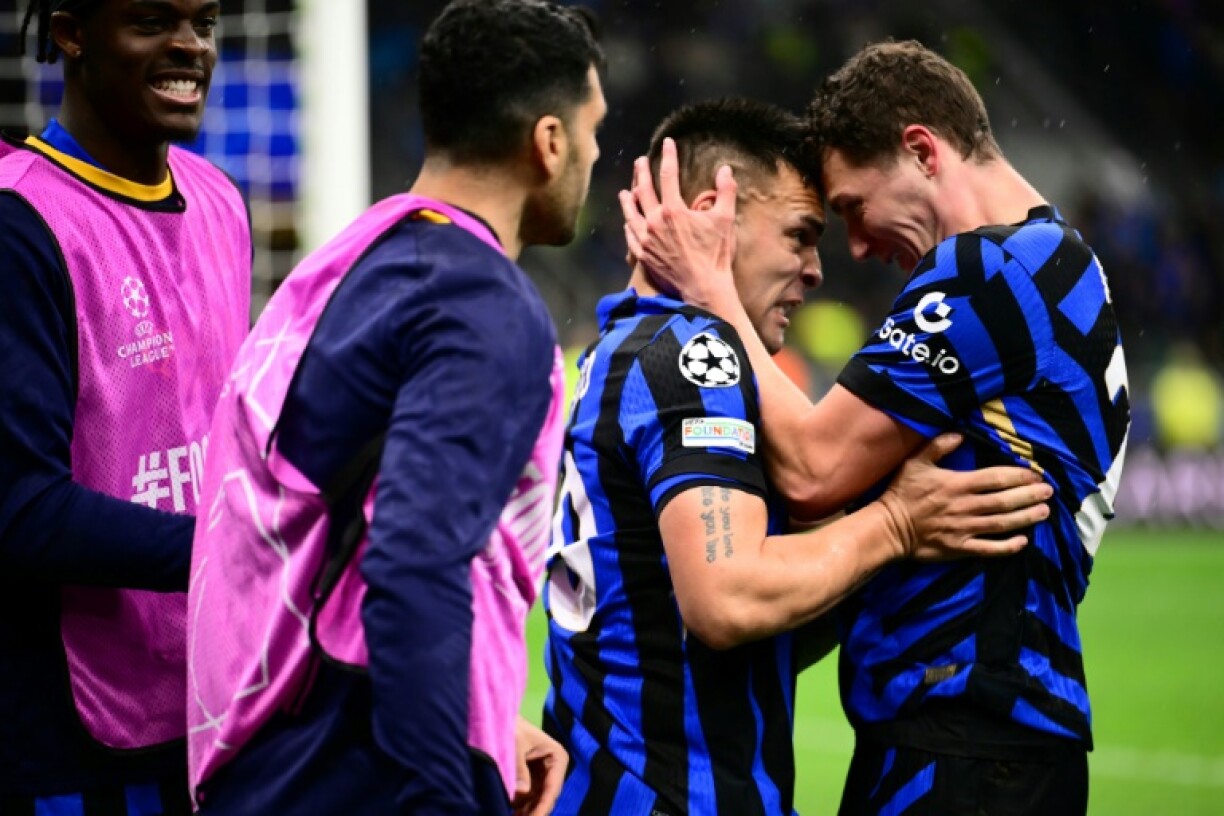 Lautaro Martinez and Benjamin Pavard (R) scored Inter's goals against Bayern
