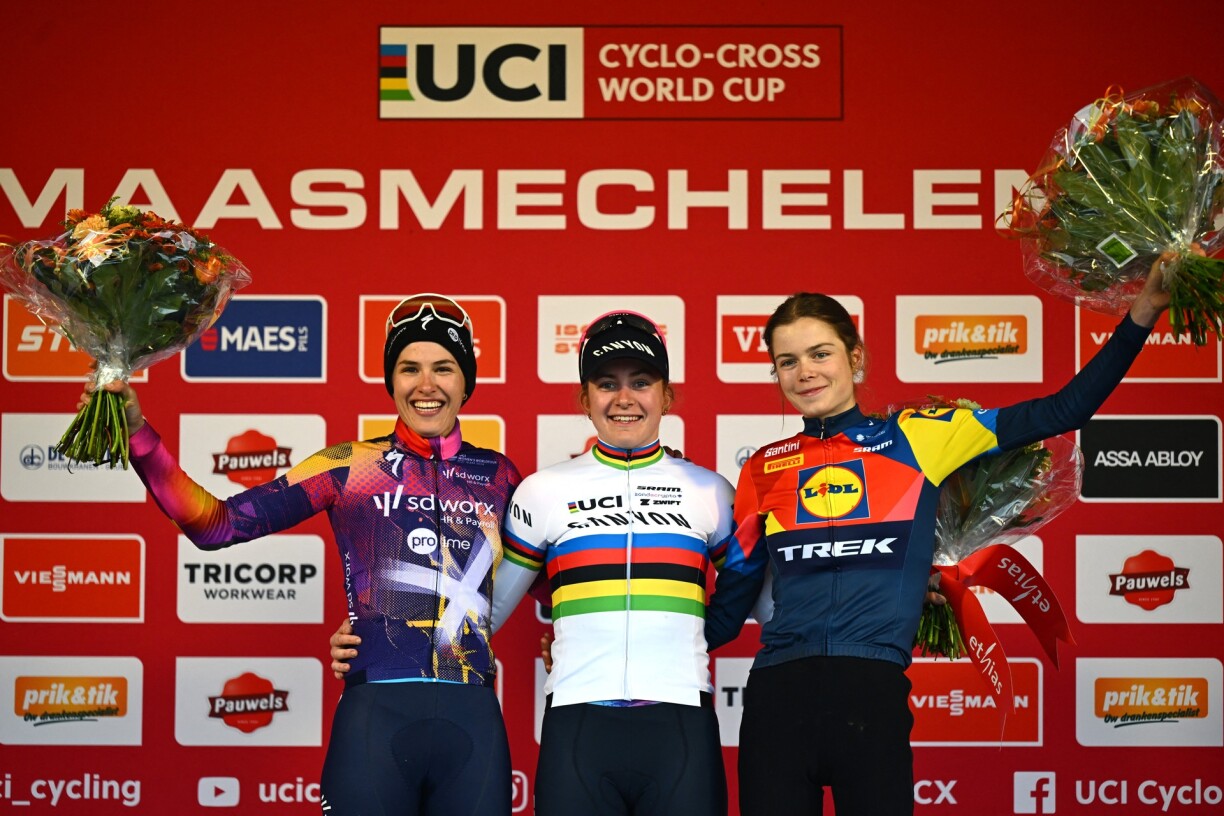 De Podium vun den Espoir-Dammen