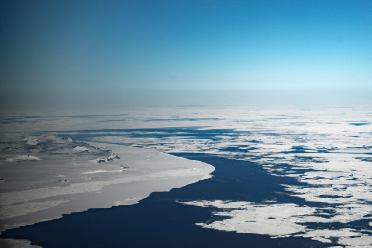 Some of the more dramatic effects from global warming are taking place in the poles, which occupy around 20 percent of the global ocean surface.
