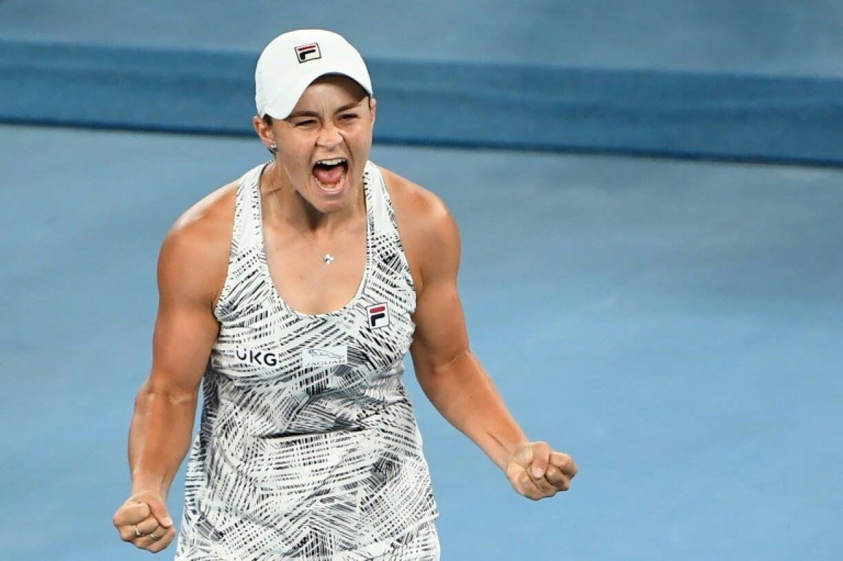 L'Australienne Ashleigh Barty exulte après avoir remporté l'Open d'Australie de tennis le 29 janvier 2022 à Melbourne