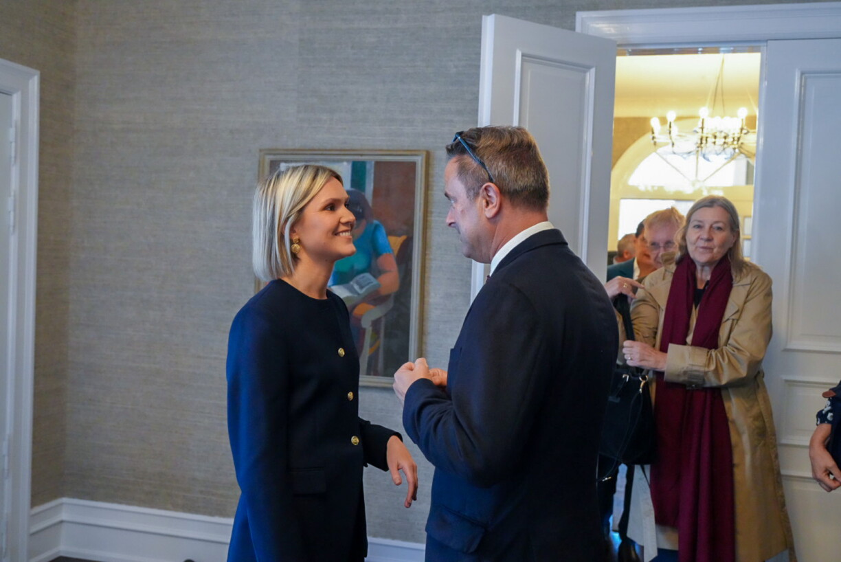 (de g. à dr.) Kristrún Frostadóttir, Première ministre de l'Islande ; Xavier Bettel, ministre des Affaires étrangères et du Commerce extérie