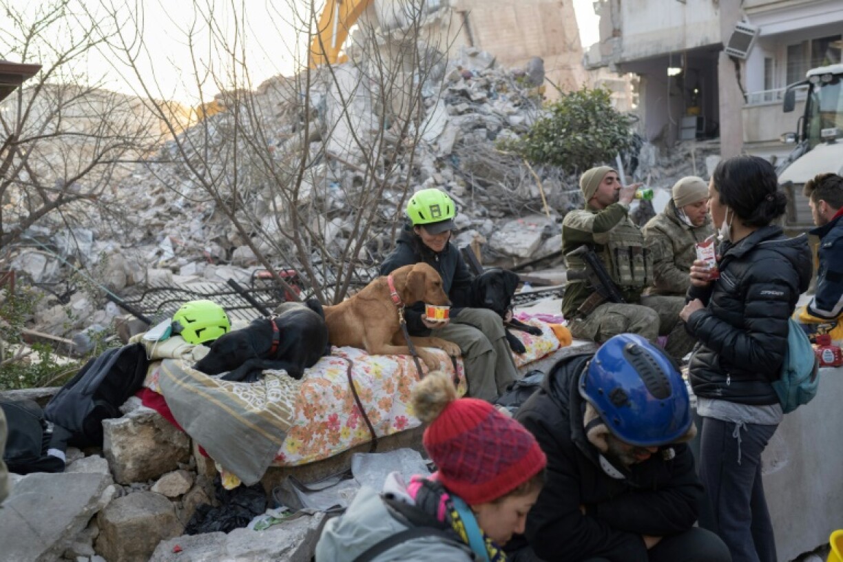 Rescuers continue to search under the rubble in Hatay, Turkey