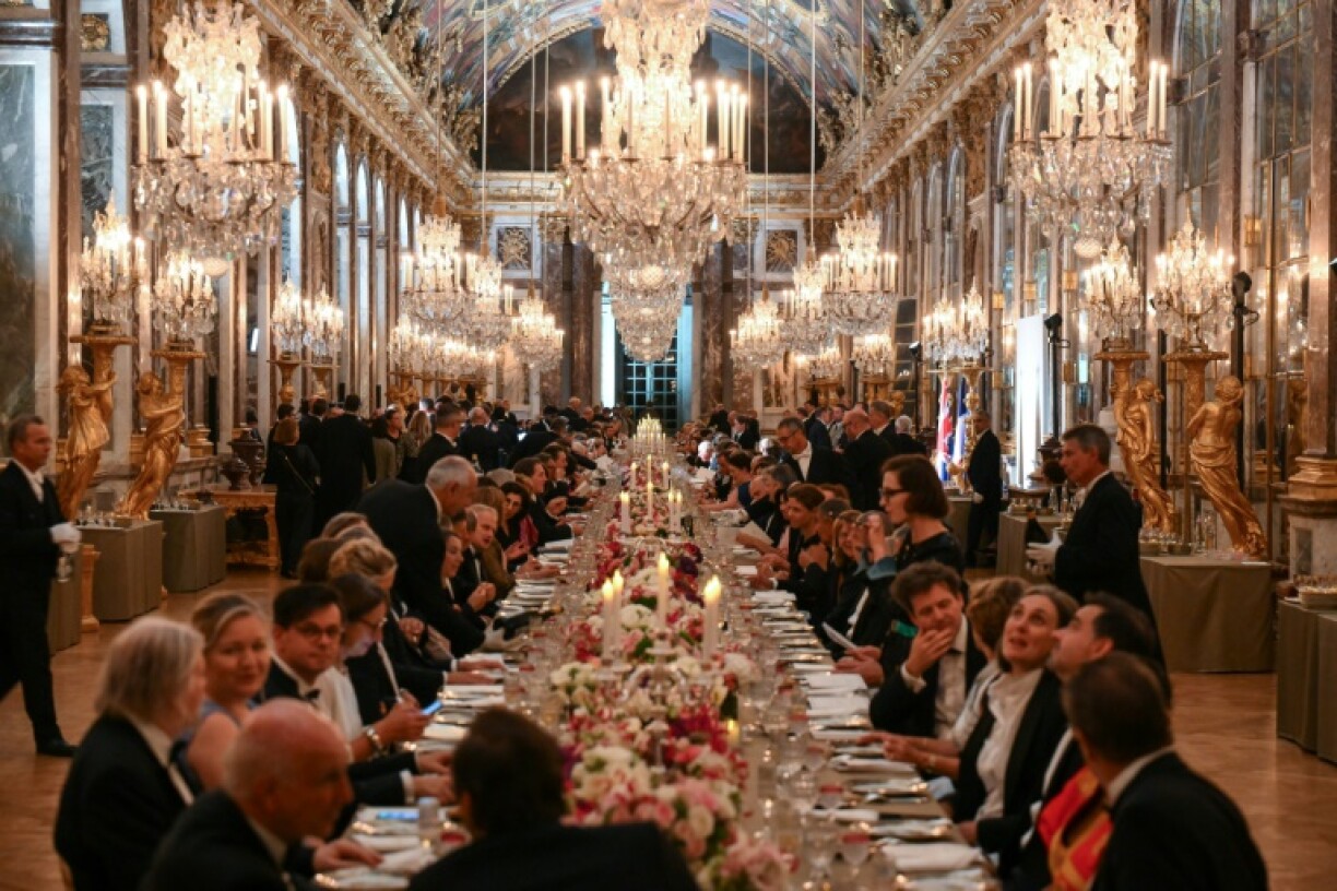 Banquet d'État au château de Versailles le premier jour d'une visite d'Étatdu roi Charles III d'Angleterre et son épouse la reine Camilla en France le 20 septembre 2023