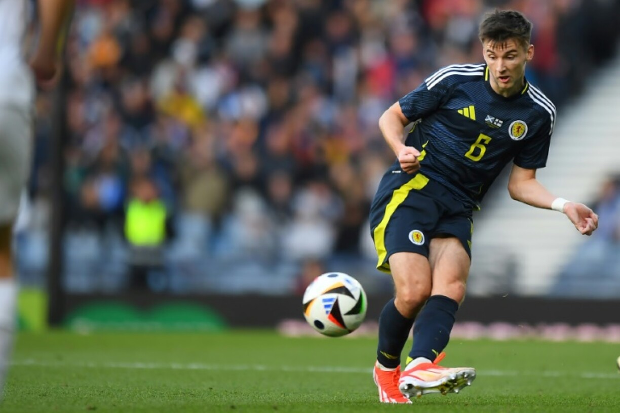 Kieran Tierney is set to rejoin Celtic from Arsenal