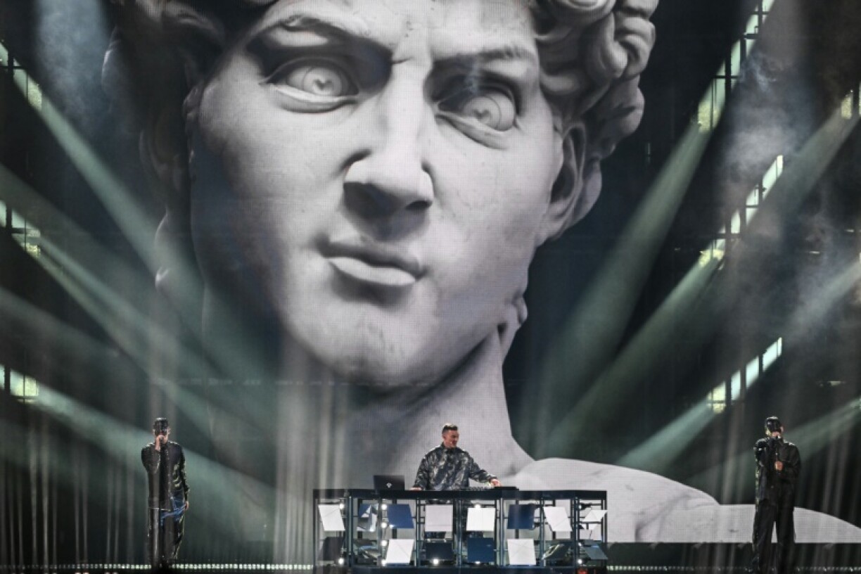 Gabry Ponte is representing San Marino with the song 'Tutta L'Italia'