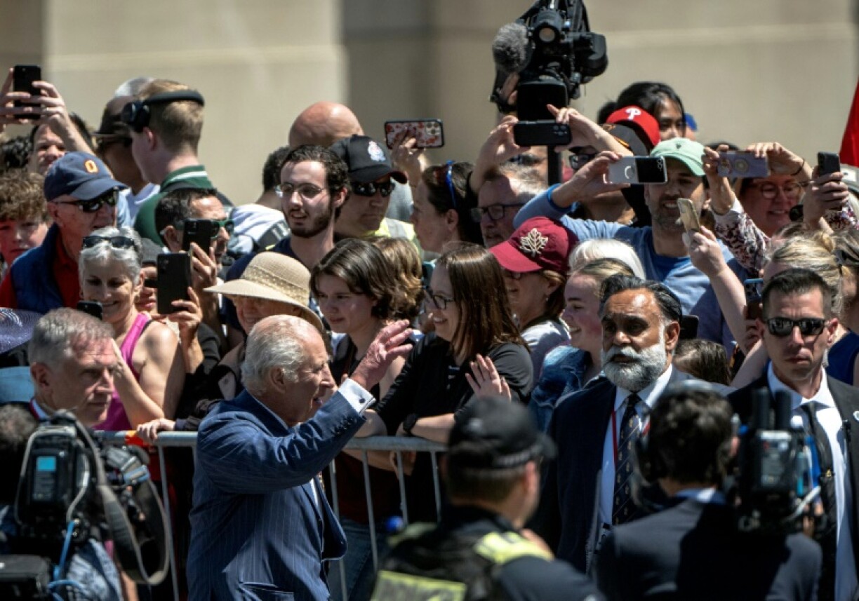 A huge crowd showed up for King Charles III and Queen Camilla's visit to Ottawa