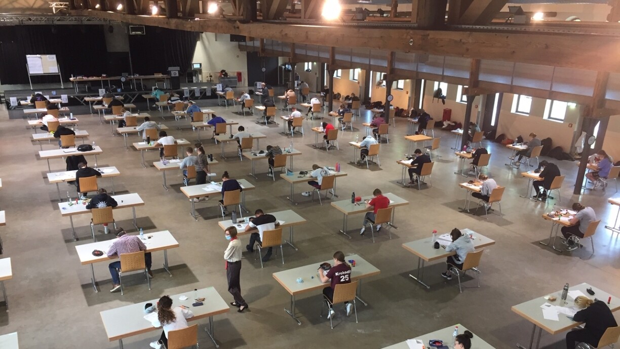 Dat lescht Joer goufen d'Examen zu Dikrech ënner anerem an der aler Seeërei geschriwwen.