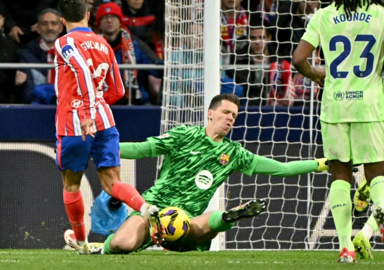 Wojciech Szcezesny came out of retirement to help Barca clinch La Liga