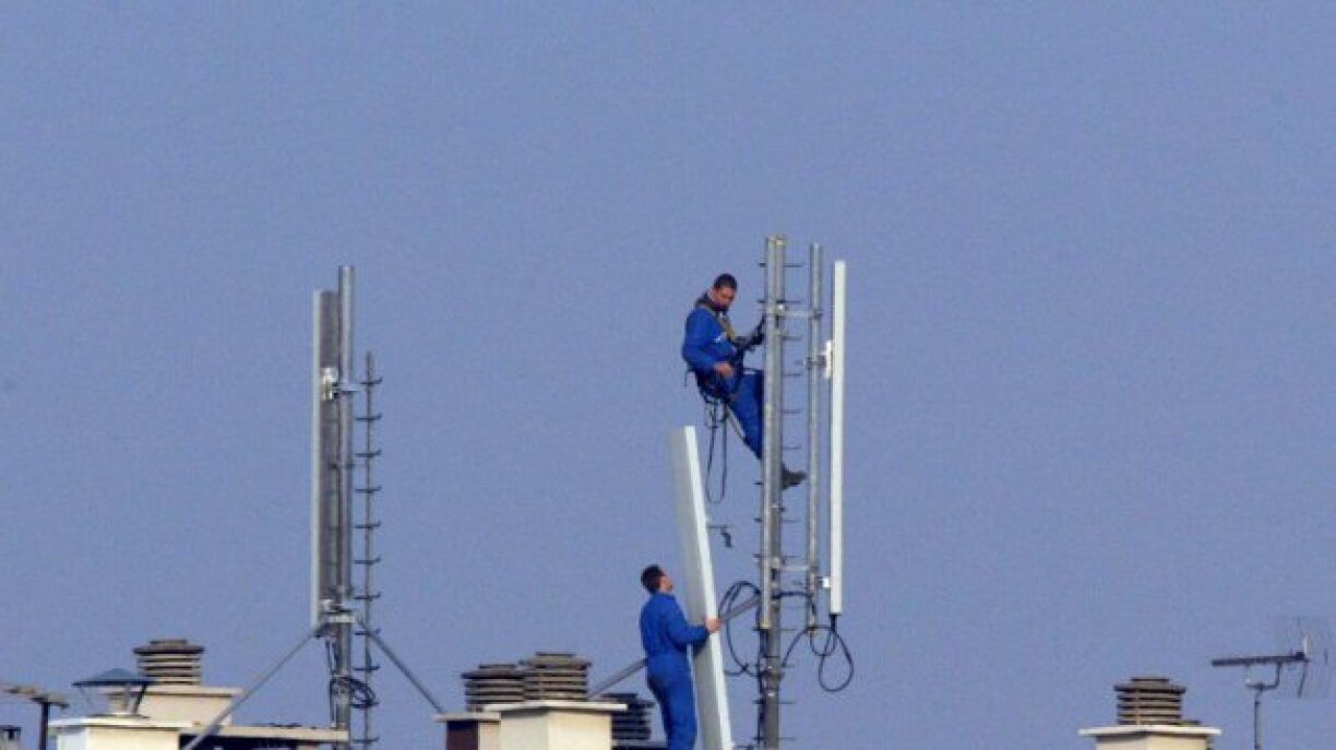 Des dizaines d’antennes relais ont été détruites un peu partout sur le territoire
