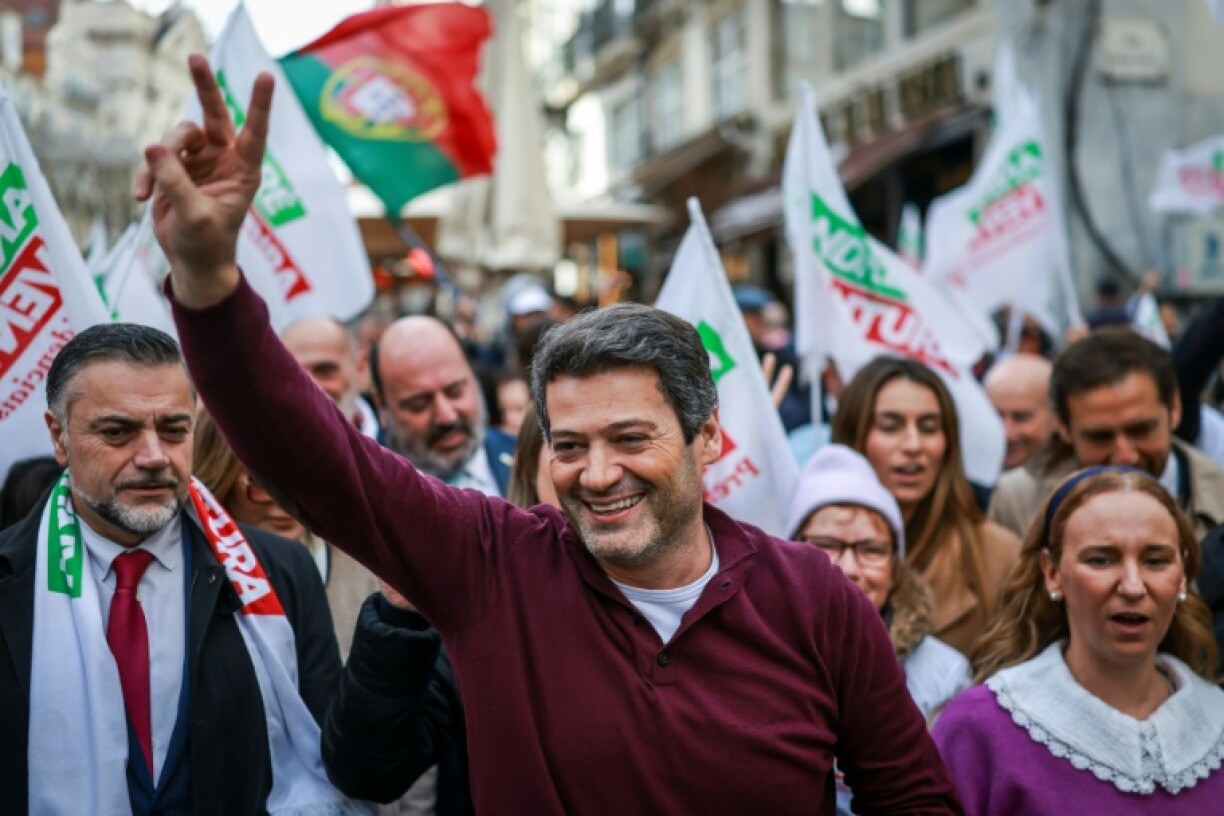 André Ventura, le candidat du parti d'extrême droite Chega à l'élection présidentielle au Portugal, lors d’un rassemblement à Lisbonne le 16 janvier 2026