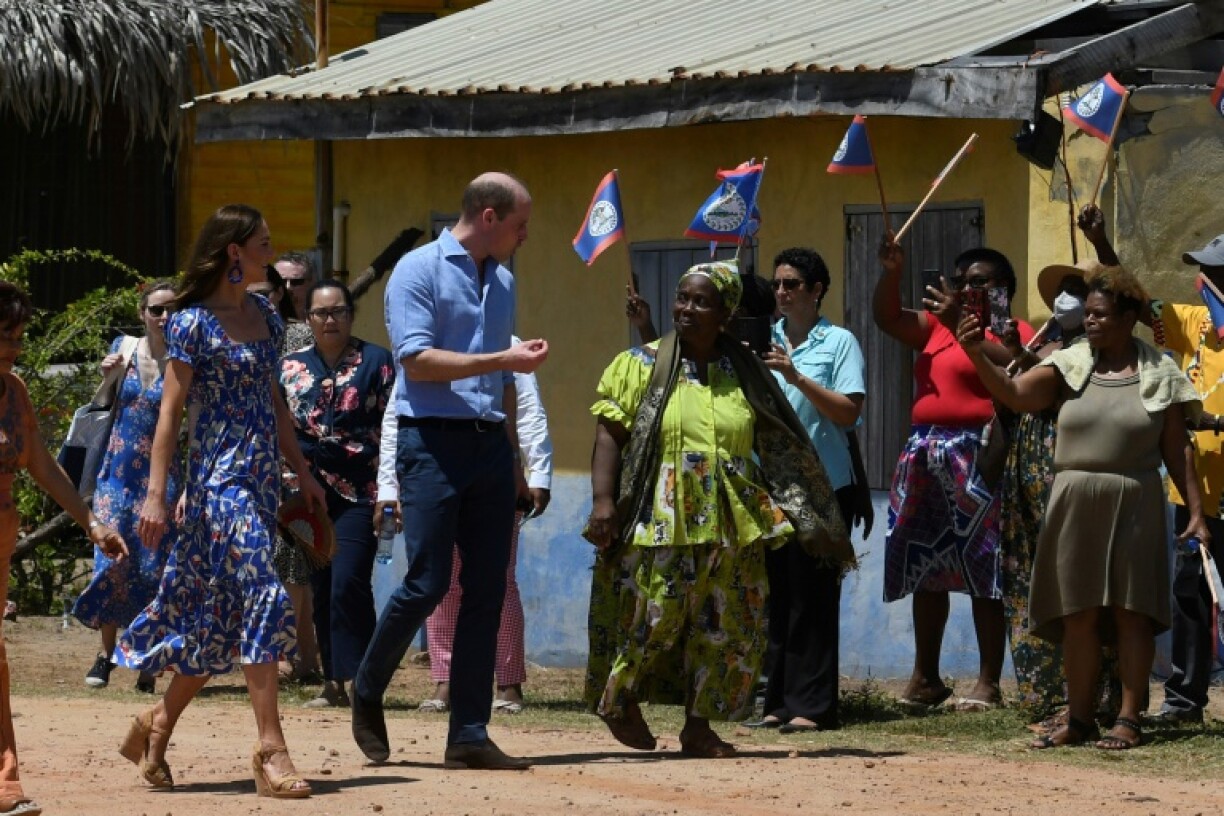 Le prince William et Catherine, duchesse de Cambridge, arrivent au Village Hopkins, le 20 mars 2022 au Belize