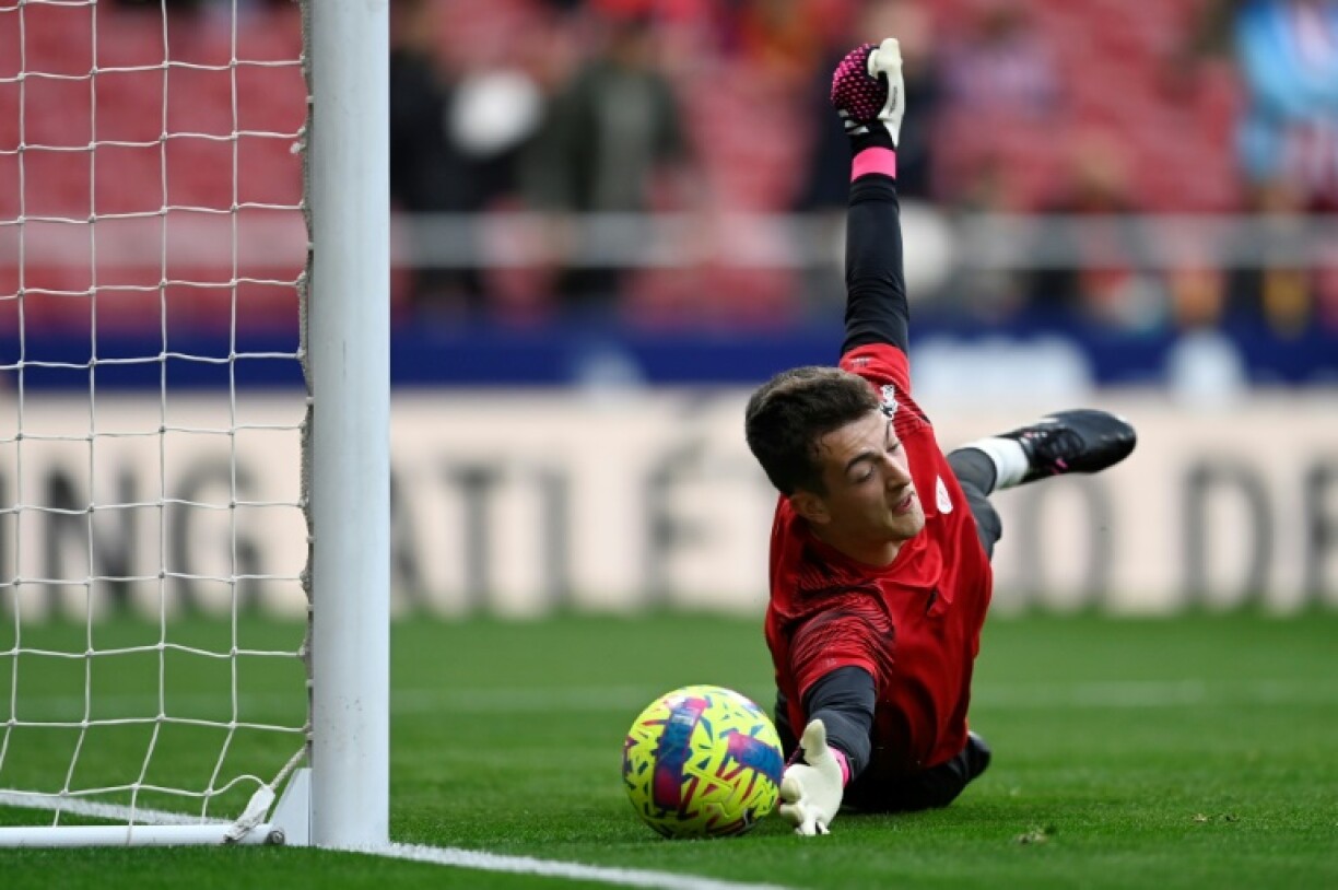 Le jeune gardien de l'Athletic Bilbao Julen Agirrezabala à l'échauffement le 19 février 2023 avant le match de Liga face à l'Atlético Madrid. La doublure d'Unai Simon a longtemps mis en échec les attaquants colchoneros