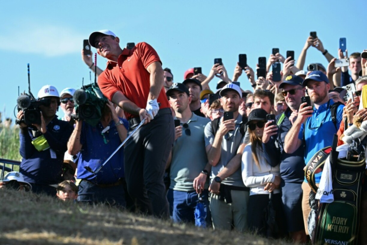 Rory McIlroy is chasing down Scottie Scheffler