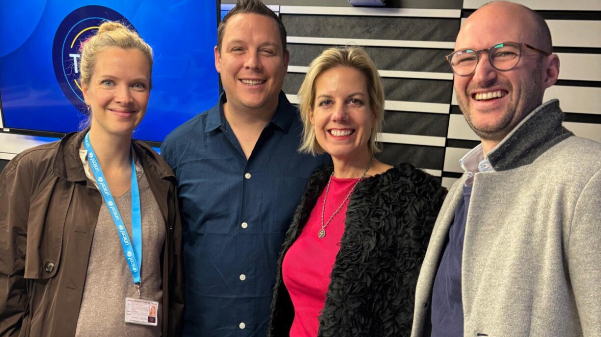 The Sam Steen Show's hosts and guests arrive at the RTL studio.