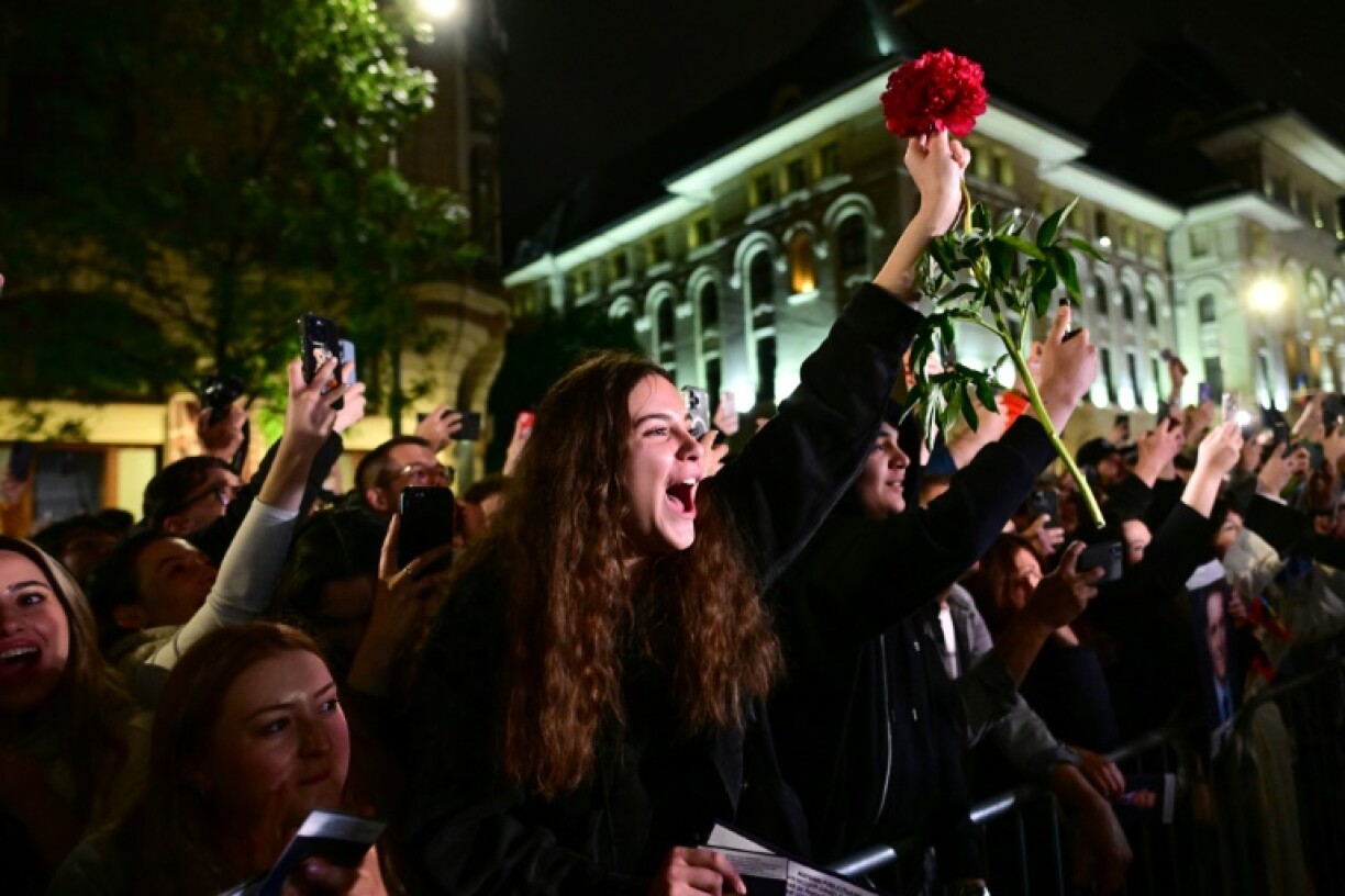 Jubilant Dan supporters celebrated in Bucharest
