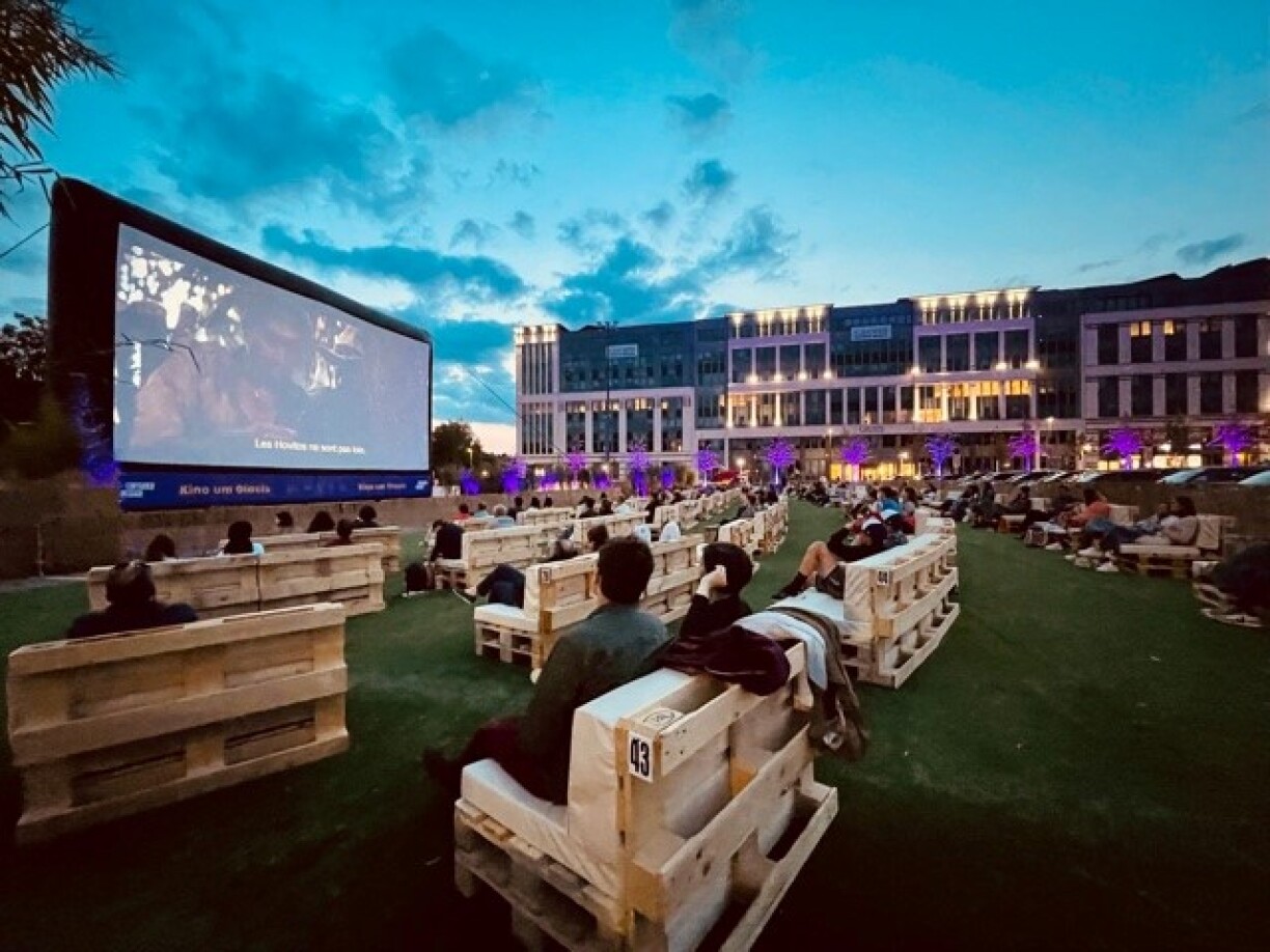 Une photo prise lors du Kino um Glacis durant l'été 2021