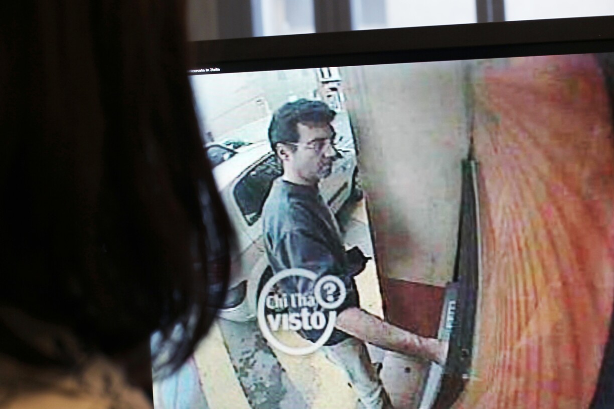 Une image remontant à 2011, saisie par des caméras de vidéosurveillance et montrant Xavier Dupont de Ligonnes. Les autorités françaises ont lancé un mandat d'arrêt international contre lui le 10 mai 2011.