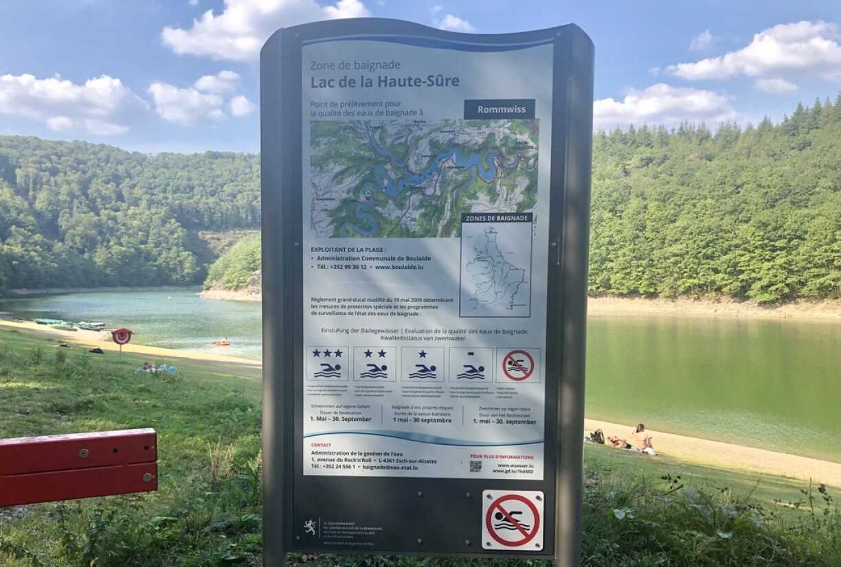 La zone affectée par les algues bleues au lac de la Haute-Sûre