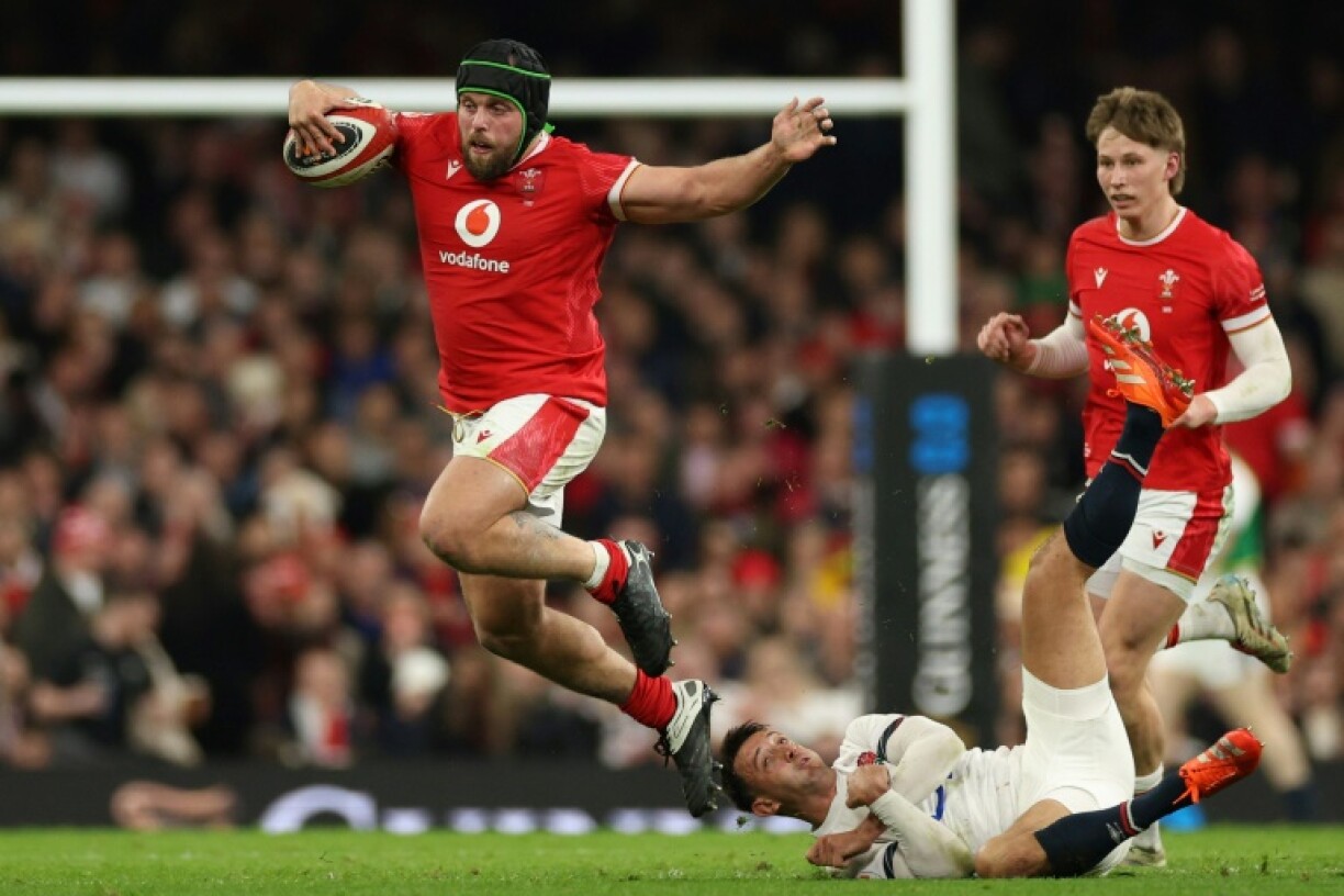 Wales will try to end a 17-game losing streak against Japan in Kitakyushu on Saturday