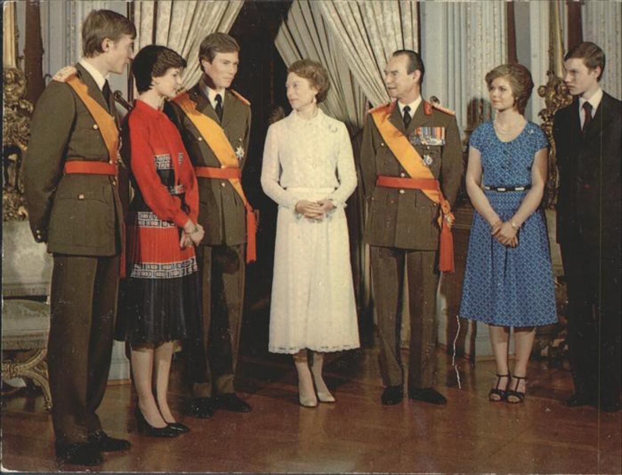 From left to right: Prince Jean, Princess Margarethe, Grand Duke Henri, Grand Duchess Joséphine-Charlotte, Grand Duke Jean, Princess Marie-Astrid and Prince Guillaume.