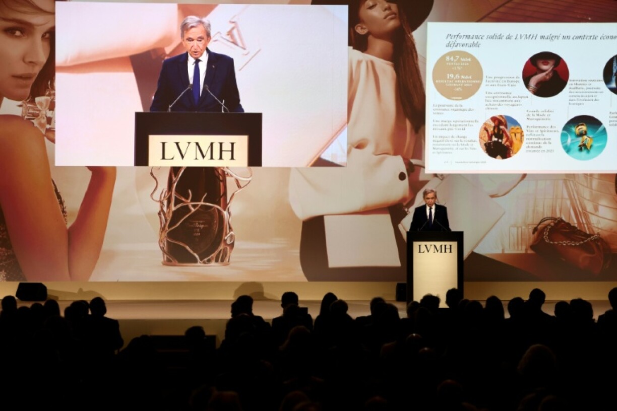 Bernard Arnault lors d'une assemblée générale des actionnaires du groupe LVMH, à Paris le 17 avril 2025