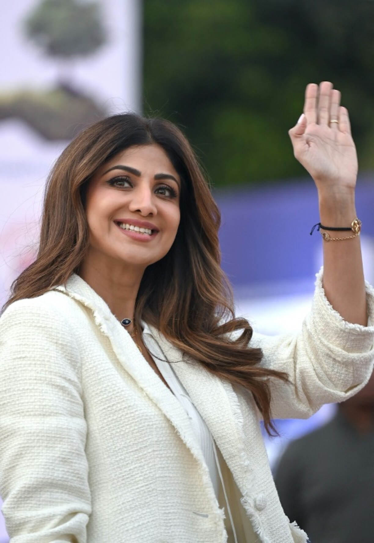Celebrity snapper Manav Manglani perched on a tree branch for hours to spy over the venue walls of the wedding of Bollywood star Shilpa Shetty in 2009