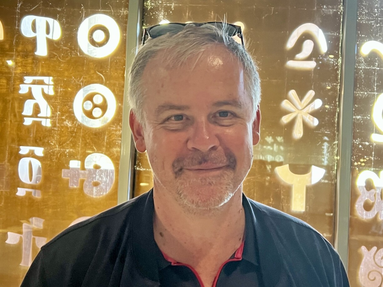 Charles Meder, qui obtient le 1er prix dans la catégorie auteurs adultes.