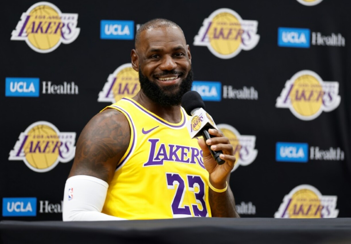 LeBron James returned to practice with the Los Angeles Lakers for the first time after missing the opening weeks of the 2025-2026 season with sciatica