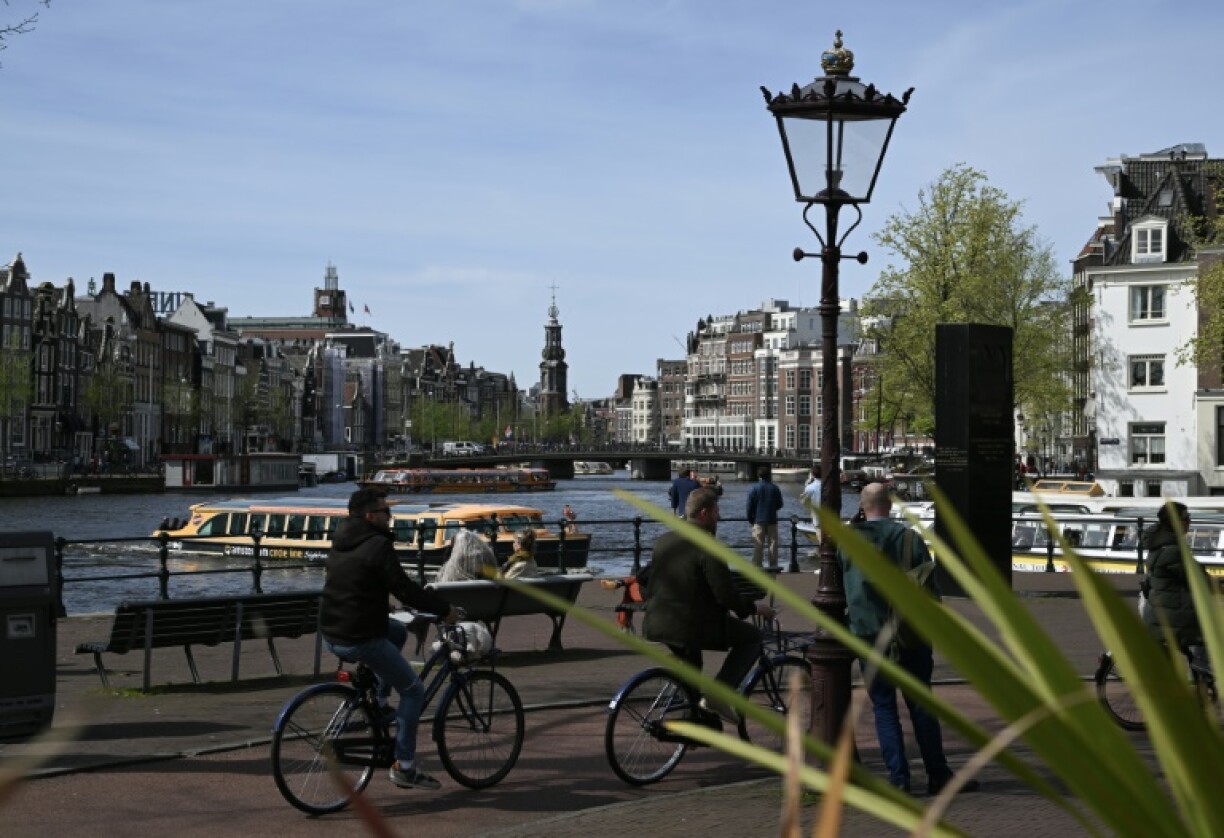 Nerves of steel are required when cycling in Amsterdam