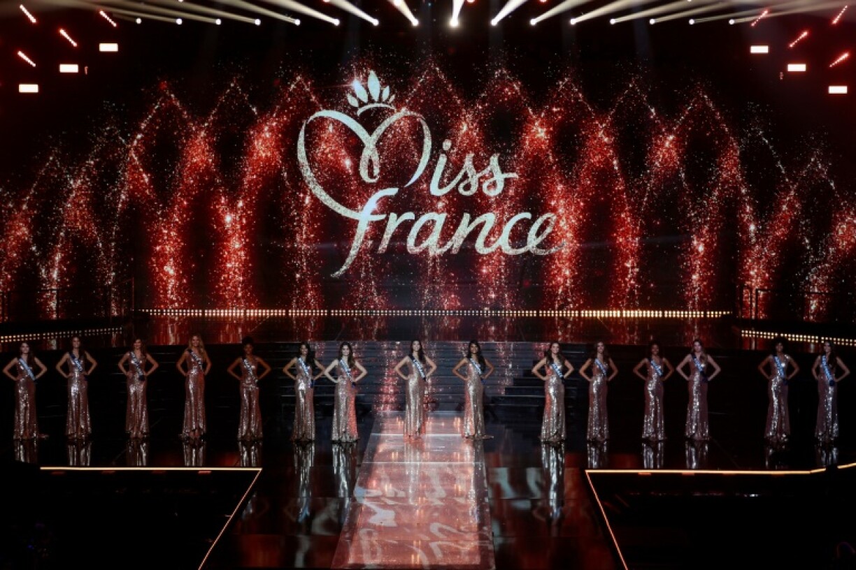 Les candidates à l'élection de Miss France 2022, le 11 décembre 2021 à Caen