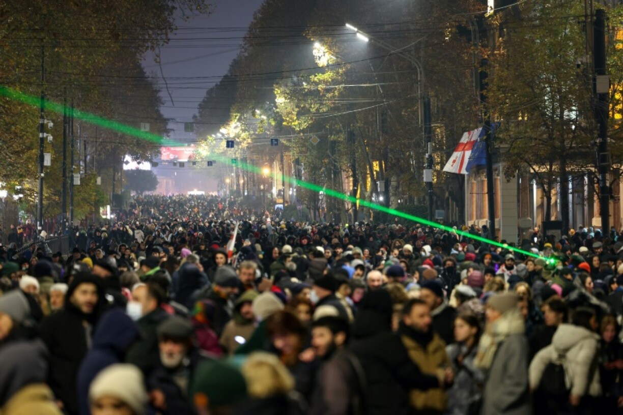 Some protesters pointed laser beams at the parliament building