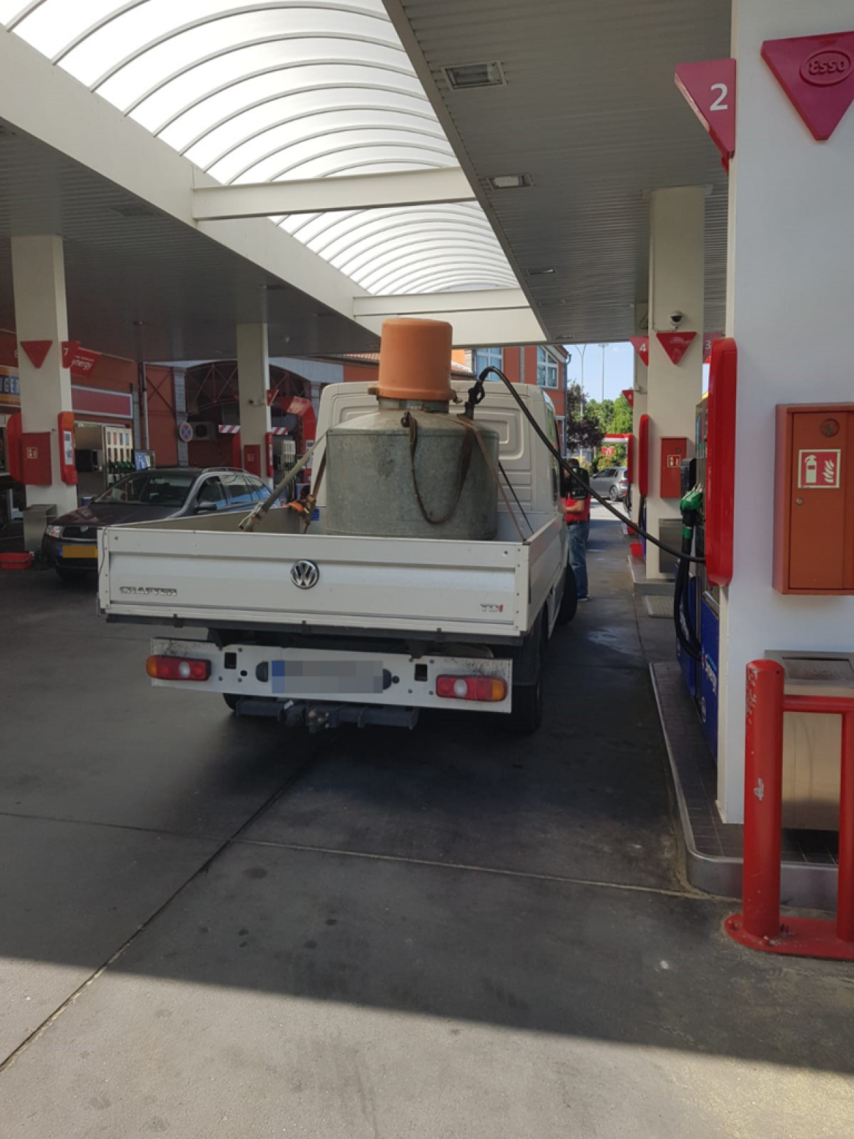 1,000-litre tank.