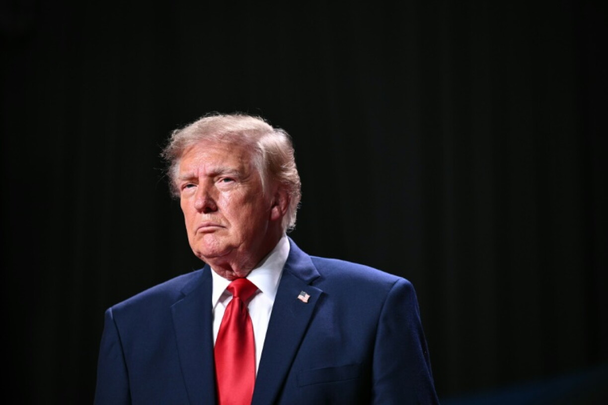 Trump is generally considered disqualified from the running due to his war against Iran, hard line on migrants and attacks on multilateralism and the media