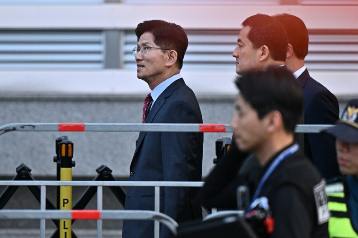 Polls show South Korean conservative candidate Kim Moon-soo trailing behind opposition leader Lee Jae-myung